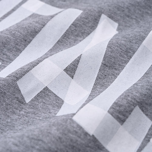 Alphabet paper tape printed short-sleeved T-shirt