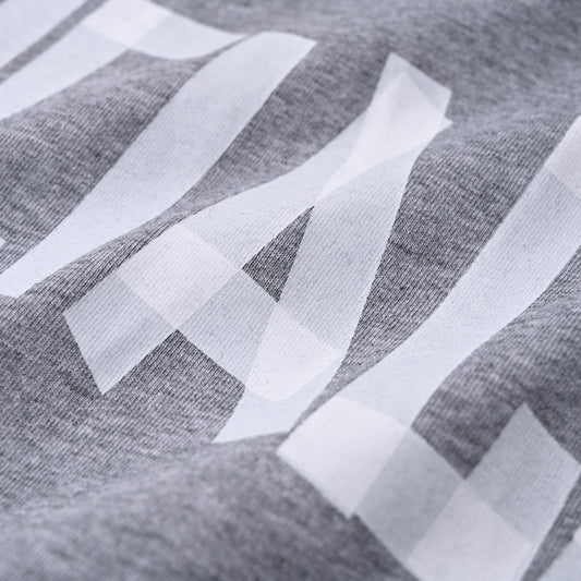 Alphabet paper tape printed short-sleeved T-shirt
